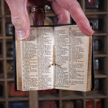 Load image into Gallery viewer, Etrennes Interessantes des Quatre Parties du Monde Contenant le Calendrier, les Naissances de la famille royale et des souverains de l'Europe pour l'Annee 1844. Janet, P.C.L. Publication Date: 1843 CONDITION: VERY GOOD