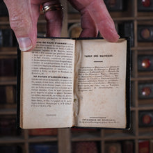 Load image into Gallery viewer, Etrennes Interessantes des Quatre Parties du Monde Contenant le Calendrier, les Naissances de la famille royale et des souverains de l'Europe pour l'Annee 1844. Janet, P.C.L. Publication Date: 1843 CONDITION: VERY GOOD