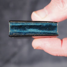 Load image into Gallery viewer, Petit Paroissien de la Jeunesse. Marcilly. Rue St. Jacques, no. 10. Paris. Circa 1840.