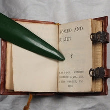Load image into Gallery viewer, Shakespeare, William. Romeo and Juliet. >>MINIATURE book<<Publication Date: 1904 Condition: Very Good.