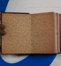 Load image into Gallery viewer, La divina commedia di Dante Alighieri. >>MINIATURE BOOK -LITERARY CLASSIC FINELY BOUND<< Dante Alighieri. Publication Date: 1898 Condition: Very Good
