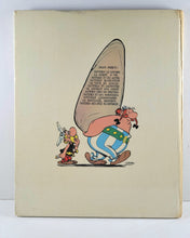 Load image into Gallery viewer, Astérix Chez Les Bretons. Goscinny [René]. Uderzo [Albert]. Dargaud [Paris]. 1969
