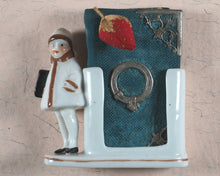 Load image into Gallery viewer, Needlecase &#39;blook&#39;. Complete with attached bevelled pocket mirror and original &#39;blook&#39; holder.
