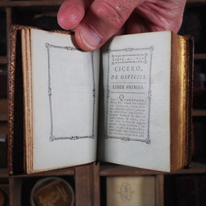 De Officiis ad Marcum filium. >>NOTABLE MINIATURE BOOK << Cicero, Marcus Tullius. Publication Date: 1773 CONDITION: VERY GOOD