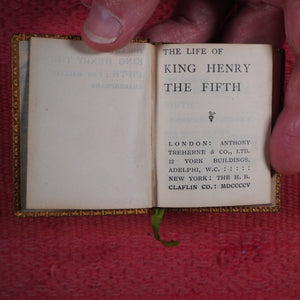 Life of King Henry v. >>MINIATURE SHAKESPEARE IN TREE CALF<< Shakespeare, William. Publication Date: 1905 CONDITION: NEAR FINE
