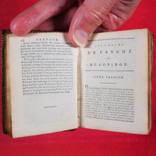 Load image into Gallery viewer, Les Amours de Psyché et de Cupidon, avec le poème d&#39;Adonis, par La Fontaine. &gt;&gt;MINIATURE BOOK FROM EARLIEST TRAVELLING LIBRARY&lt;&lt; La Fontaine, Jean de Publication Date: 1801 CONDITION: VERY GOOD
