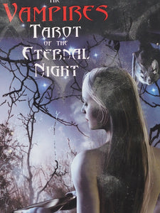 Vampires Tarot of the Eternal Night Kit. Corsi, Davide; Moore, Barbara; Lo Scarabeo. 9780738719337.