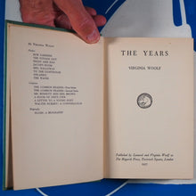 Load image into Gallery viewer, THE YEARS. VIRGINIA WOOLF. Hogarth Press. First Edition. Publication Date: 1937 Condition: Very Good
