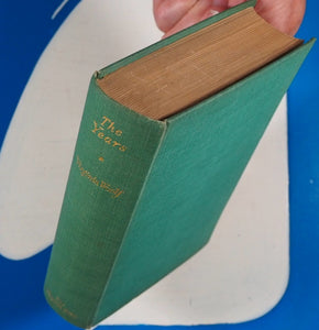 THE YEARS. VIRGINIA WOOLF. Hogarth Press. First Edition. Publication Date: 1937 Condition: Very Good